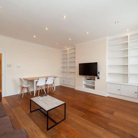 Spacious 2 Bedroom Maisonette In Stratford London Bagian luar foto
