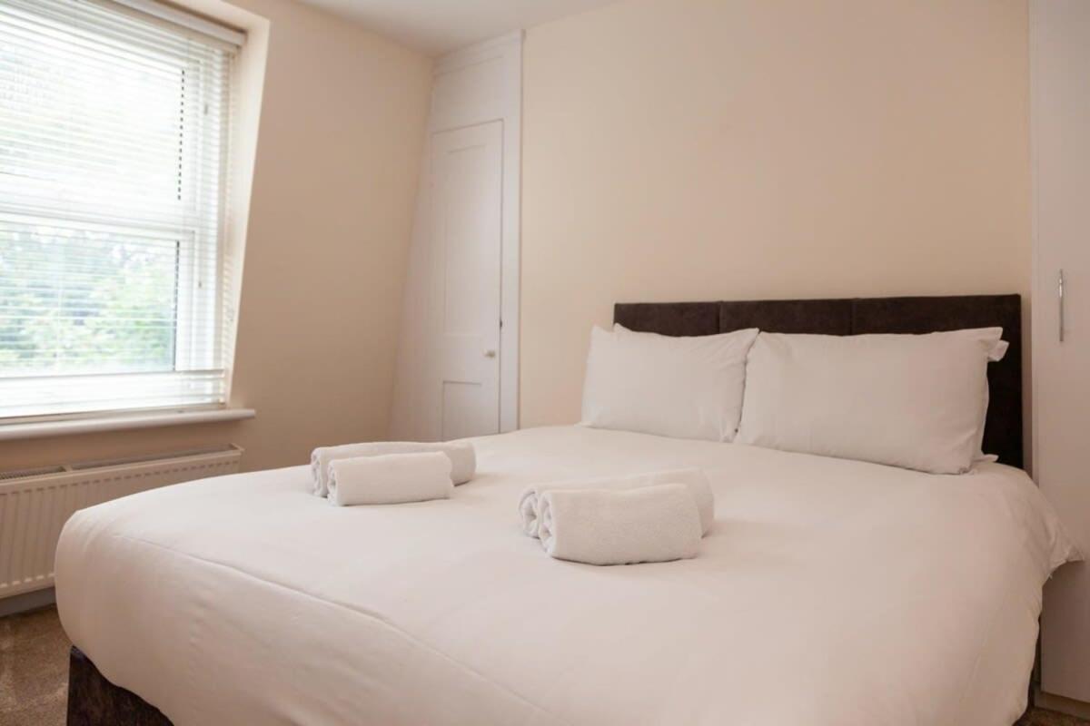 Spacious 2 Bedroom Maisonette In Stratford London Bagian luar foto